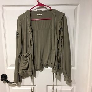 Military Style Cover Jacket In Olive Green.